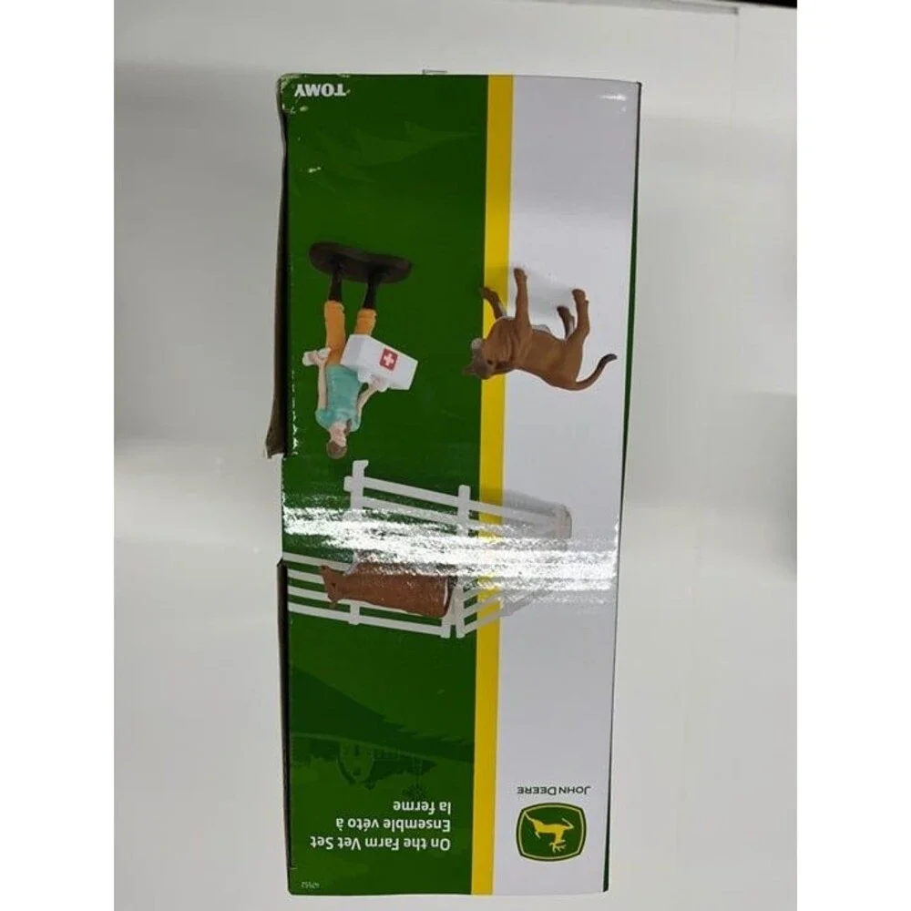 NEW John Deere 1/32 On the Farm Vet Set 30 Pieces